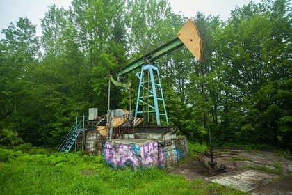 Нефтяная помпа в Сходнице